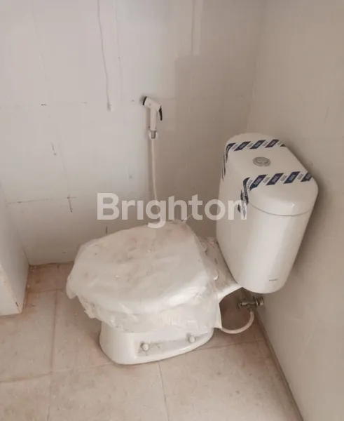 image RUKO 2 LANTAI DI MANYAR GRESIK  (5)