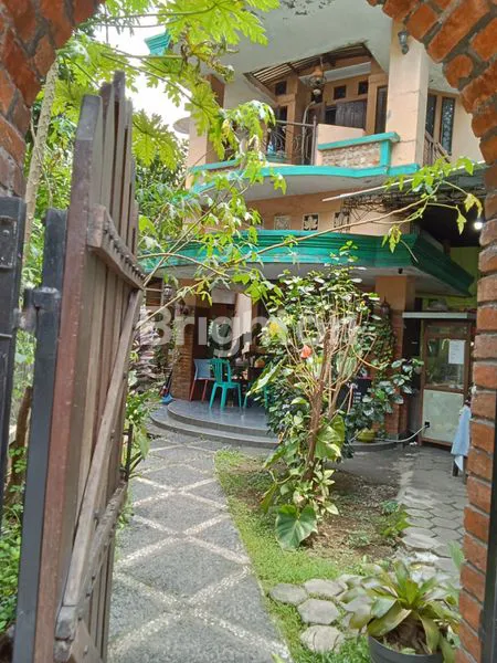 image RUMAH TEMPAT TINGGAL DAN USAHA LOKASI STRATEGIS (2)