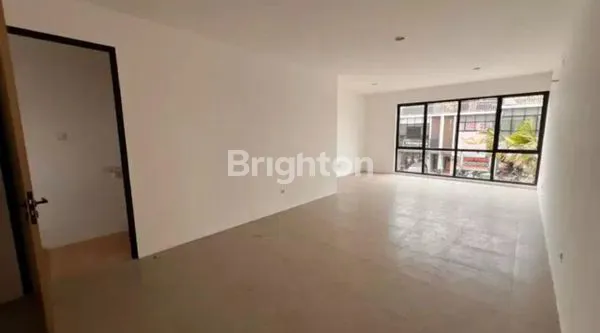 image RUKO 3 LANTAI DI CENDANA PARC DRIVE LIPPO KARAWACI (5)