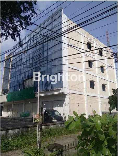 image RUKO 3 PINTU 4LANTAI SIAP PAKAI LOKASI STRATEGIS PINGGIR JALAN RAYA PUSAT KOTA PONTIANAK  (1)