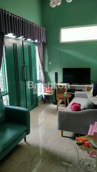 image RUMAH CANTIK SIAP HUNI DI LIMO DEPOK (4)