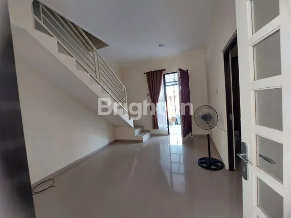 image RUMAH MINIMALIS 2 LANTAI CLUSTER NAGARI, SINGOSARI (1)