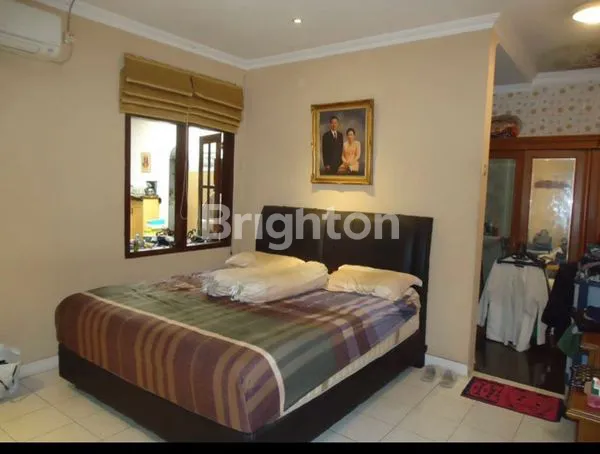 image RUMAH STRATEGIS DI JAKARTA TIMUR (3)