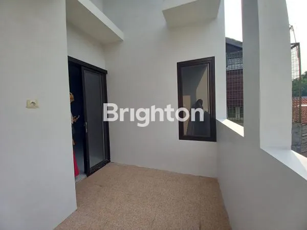 image RUMAH JATIBENING SIAP HUNI (4)