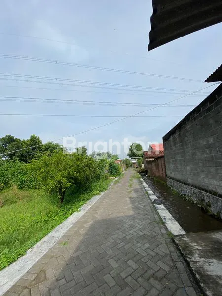 image TANAH LUAS HARGA TERJANGKAU DI NGASEM - DEKAT KANTOR KEJAKSAAN (4)