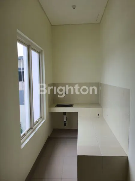 image RUKO 2 LANTAI BISA USAHA DAN RUMAH TINGGAL DI HARAPAN INDAH BEKASI (7)