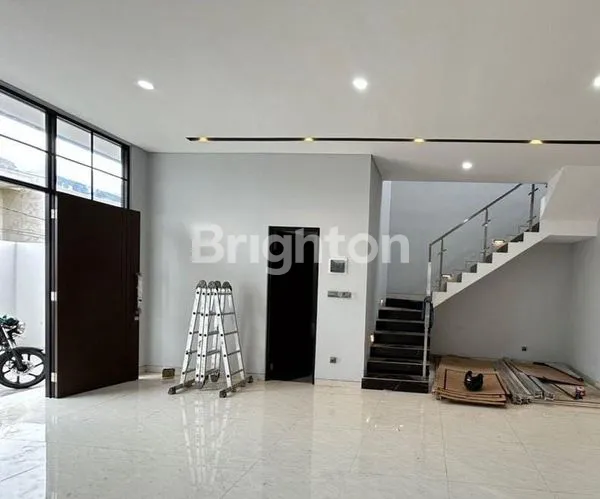 image SUTOREJO BARU GRESS MINIMAL SIAP HUNI LOKASI NYAMAN ROW JALAN LEBAR (4)