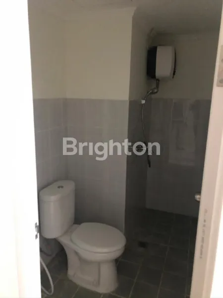 image APARTEMEN 2 BR PUNCAK DHARMAHUSADA, SEMI FURNISHED, VIEW POOL (7)