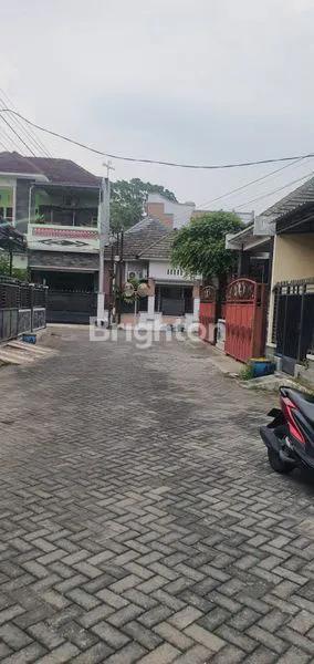 image DIJUAL RUMAH SIAP HUNI LOKASI STRATEGIS (2)