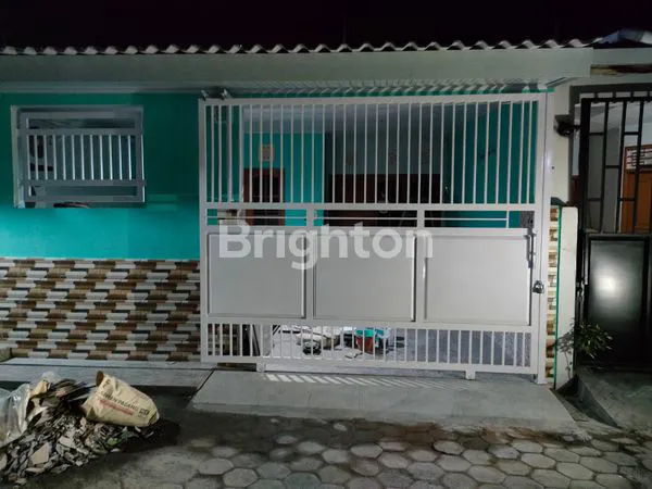image RUMAH FULL FURNISH HARGA MURAH, DI SOLO BARU, BANGUNAN BARU DIRENOVASI, AKSES JALAN 2 MOBIL, 4 MENIT KE MALL THE PARK SOLO (1)
