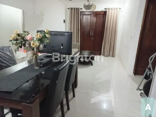 image RUMAH STRATEGIS JL. MANGGA DURI KEPA KEBON JERUK JAKARTA BARAT (1)