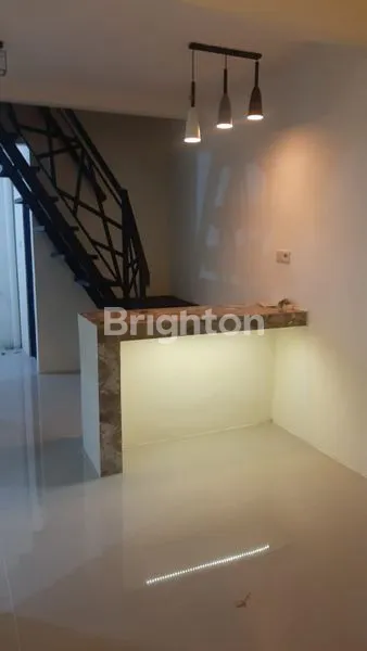 image RUMAH SIAP HUNI LETAK STRATEGIS TENGAH KOTA SIDOARJO (4)