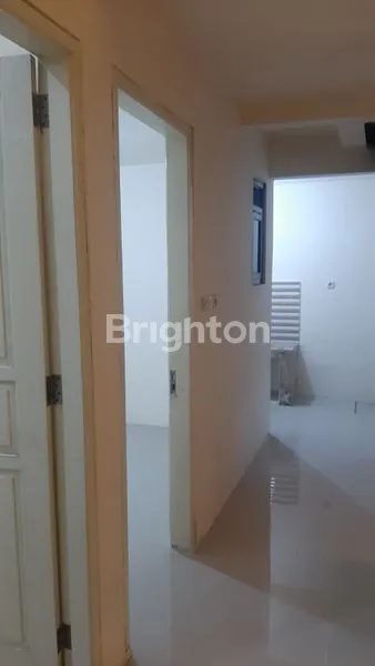 image RUMAH SIAP HUNI LETAK STRATEGIS TENGAH KOTA SIDOARJO (3)