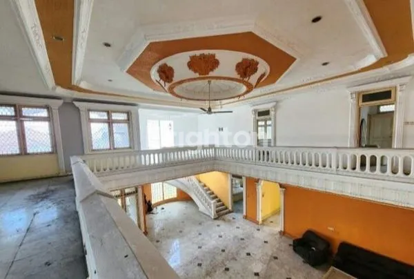 image RUMAH 2 LANTAI DI PANGKALAN JATI (4)