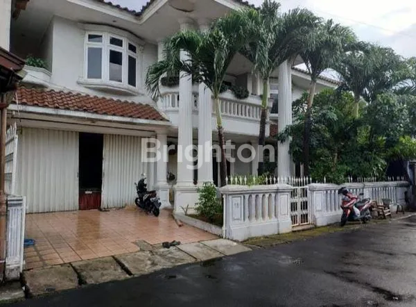 image RUMAH 2 LANTAI DI PANGKALAN JATI (1)