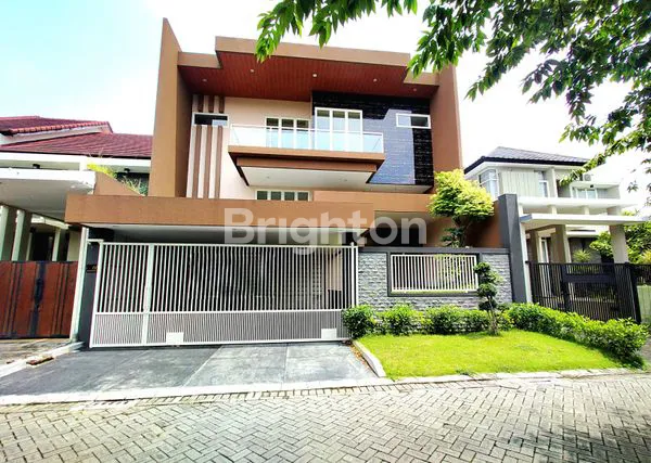 RUMAH DI BOULEVARD CLUSTER GOLF ARAYA