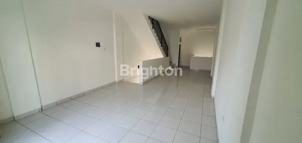 image RUKO 3 LANTAI STRATEGIS DAERAH ROXY JAKARTA PUSAT (4)