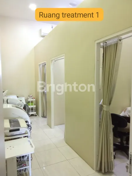 image GEDUNG PLUS USAHA KECANTIKAN (7)