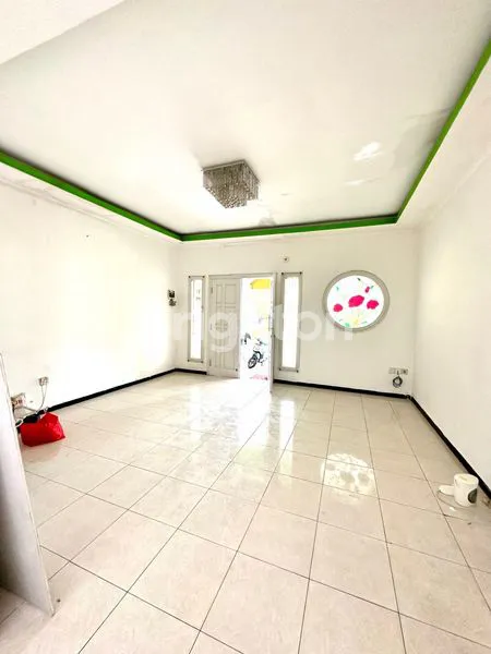 image RUMAH NYAMAN DUA LANTAI (2)