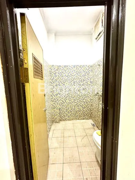 image RUMAH NYAMAN DUA LANTAI (7)