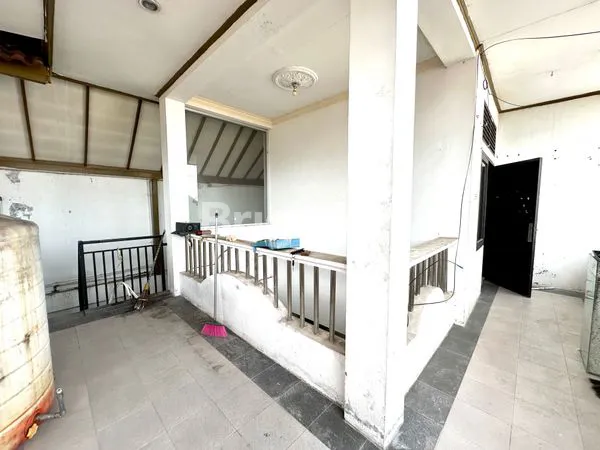 image RUMAH NYAMAN DUA LANTAI (8)