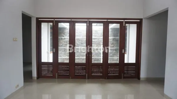 image RUMAH CANTIK TERAWAT DI HOOK DI KOMPLEK PONDOK MUTIARA  (5)