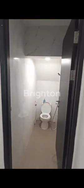 image DIJUAL RUMAH NORTHWEST LAKE (6)