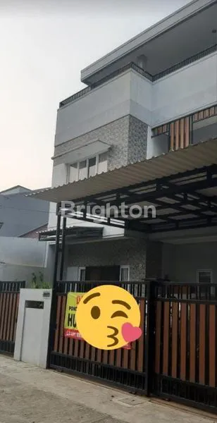 image RUMAH 2 LANTAI SIAP HUNI BEBAS BANJIR DI KELAPA GADING (1)