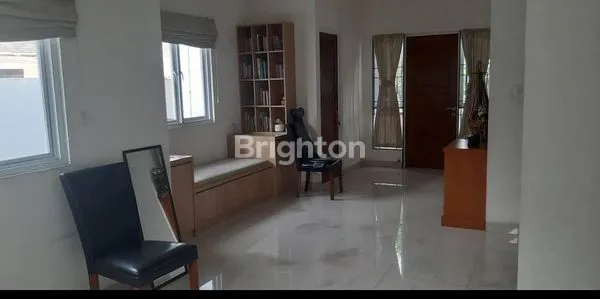 image RUMAH 2 LANTAI SIAP HUNI BEBAS BANJIR DI KELAPA GADING (5)