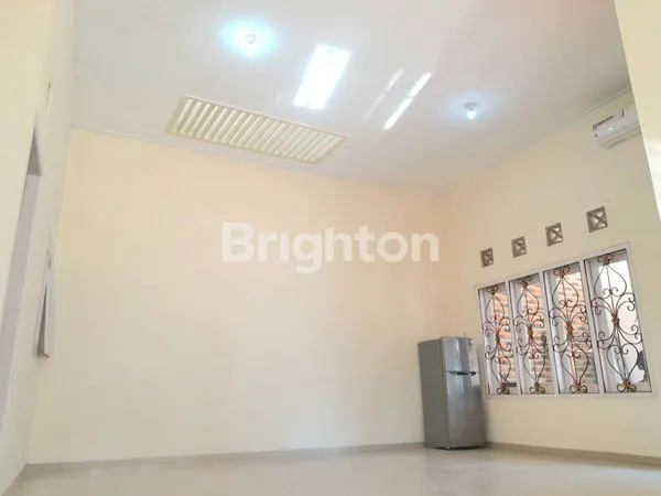 image RUMAH BESAR DI POROS JALAN PULAU - PULAU, SUKUN MALANG (6)