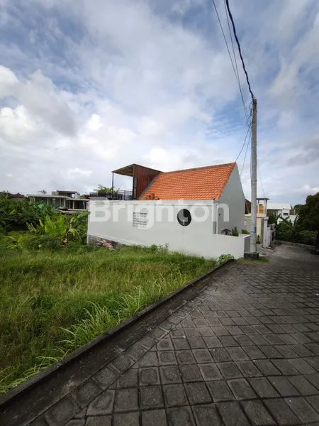 image VILLA BARU 2 LANTAI DIKELILINGI RICE VIEW SUASANA TENANG DI CANGGU (1)