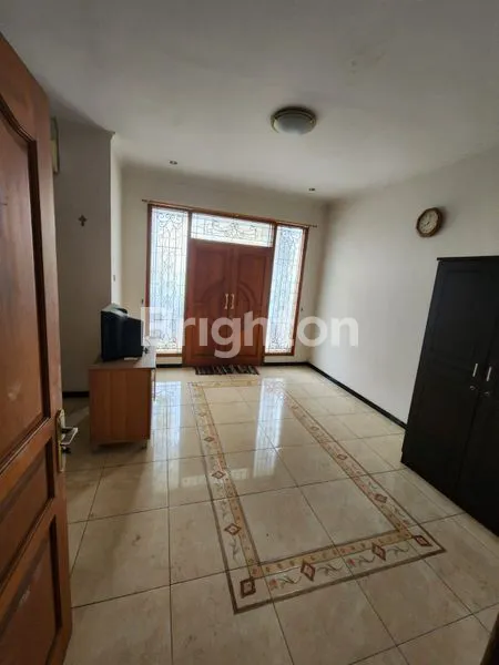 image RUMAH MINIMALIS MODERN DI DHARMAHUSADA (2)