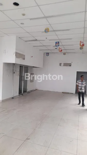 image RUANG USAHA DI SIGNATURE PARK GRANDE, MT HARYONO, CAWANG, JAKARTA TIMUR (3)