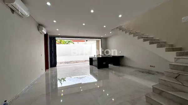 image DIJUAL ATAU DISEWAKAN RUKO LANTAI 2 BESERTA GUDANG DI KAPAL BADUNG (3)