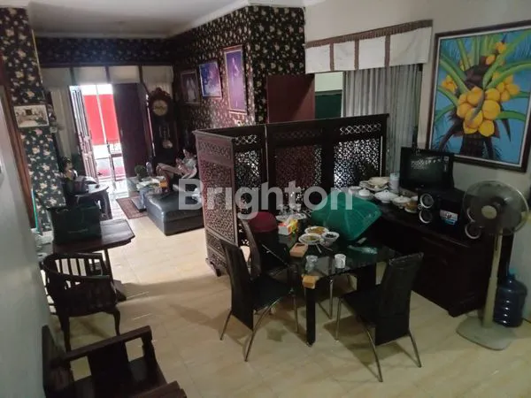 image RUMAH MEWAH DALAM CLUSTER (5)