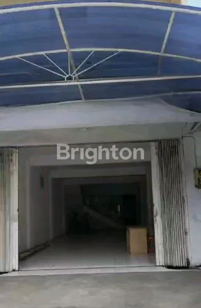 image RUKO DI MOJOKERTO LOKASI SANGAT BAGUS DAN STRATEGIS  DI NOL JALAN, COCOK UNTUK USAHA, KANTOR, ROW JALAN SANGAT LEBAR   (1)