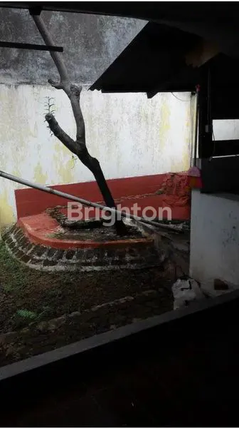 image RUMAH STRATEGIS DI KEMANG PRATAMA BEKASI (8)