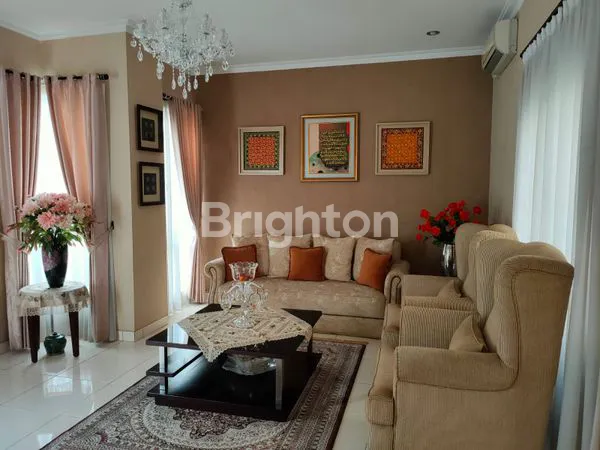 image RUMAH MODERN MINIMALIS 2LT DI CLUSTER KOTA WISATA (1)