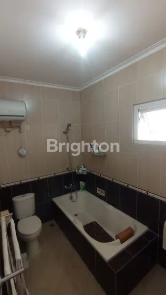 image RUMAH MODERN MINIMALIS 2LT DI CLUSTER KOTA WISATA (6)