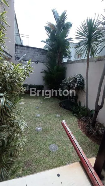 image RUMAH MODERN MINIMALIS 2LT DI CLUSTER KOTA WISATA (8)