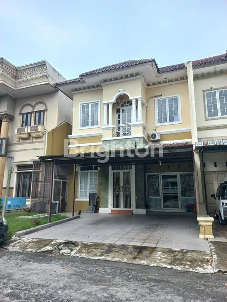 image RUMAH MEWAH DI KOMPLEK CITRA GARDEN MEDAN (1)