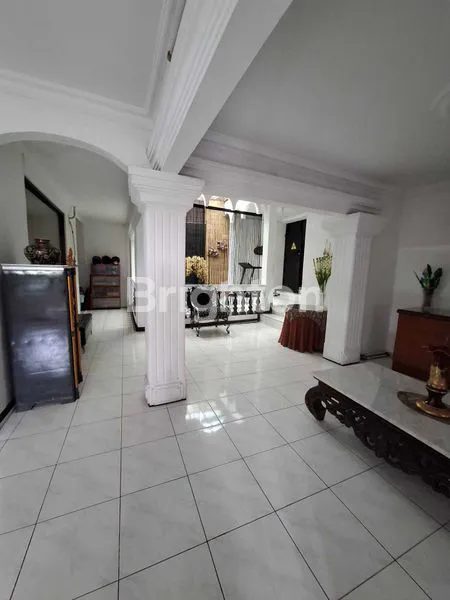 image RUMAH KOTA BAMBU SELATAN COCOK BUAT KOSTKOSTAN (4)
