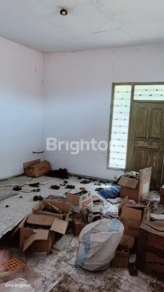 image RUKO 2 LANTAI SIAP PAKAI DI TENGAH KOTA JOMBANG (3)