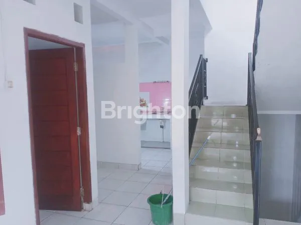 image DIJUAL RUMAH BAGUS 2 LANTAI HARGA SPESIAL PERUMAHAN ALINDA KENCANA PERMAI 2BEKASI UTARA KOTA BEKASI.  (7)