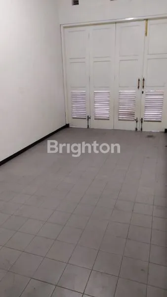 image RUMAH SIAP HUNI DENGAN FURNISH DI ARAYA MALANG (8)