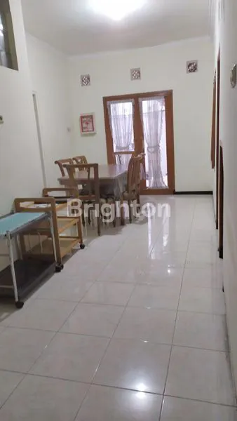 image RUMAH SIAP HUNI DENGAN FURNISH DI ARAYA MALANG (2)