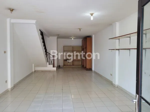 image RUKO DI SENTRA EROPA KOTA WISATA (3)