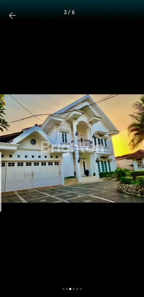 image RUMAH MEWAH DI MENTENG (1)
