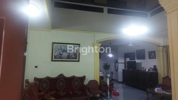image RUMAH MEWAH DI RAWAMANGUN JAKARTA TIMUR RAPI SIAP HUNI (3)