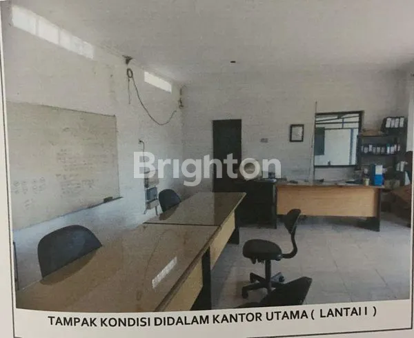 image GUDANG JEJER 3 TERTUTUP-LANTAI COR-ADA TIMBANGAN TRUCK-AKSES SEMUA UKURAN TRUCK TRONTON CONTAINER RAYA BY PASS KRIAN-SIDOARJO (3)